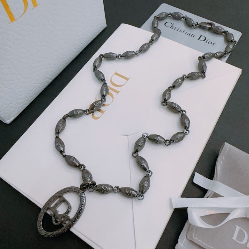 chr1st1an D10r necklaces